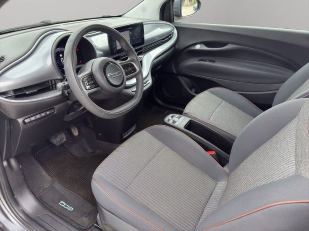 Fiat 500e usata a Perugia (10)