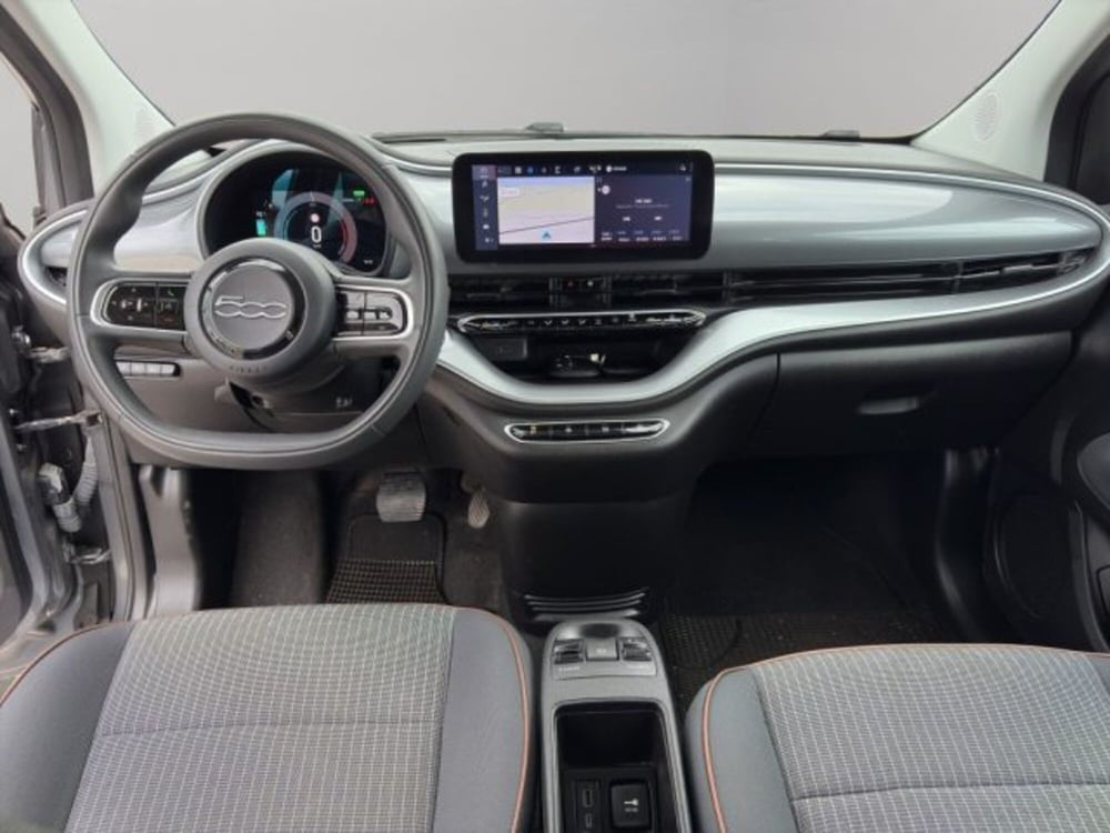 Fiat 500e usata a Perugia (11)