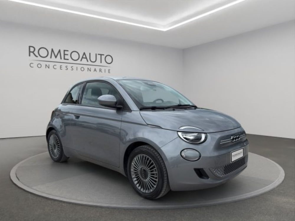 Fiat 500e usata a Perugia (8)