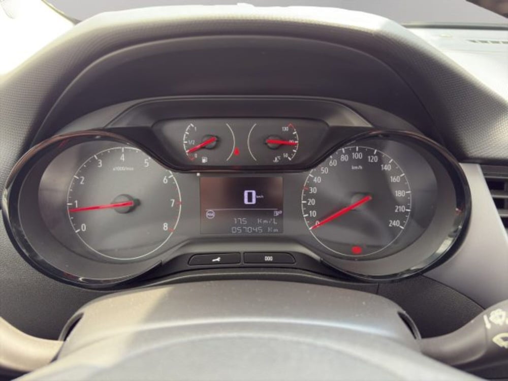 Opel Crossland usata a Perugia (13)