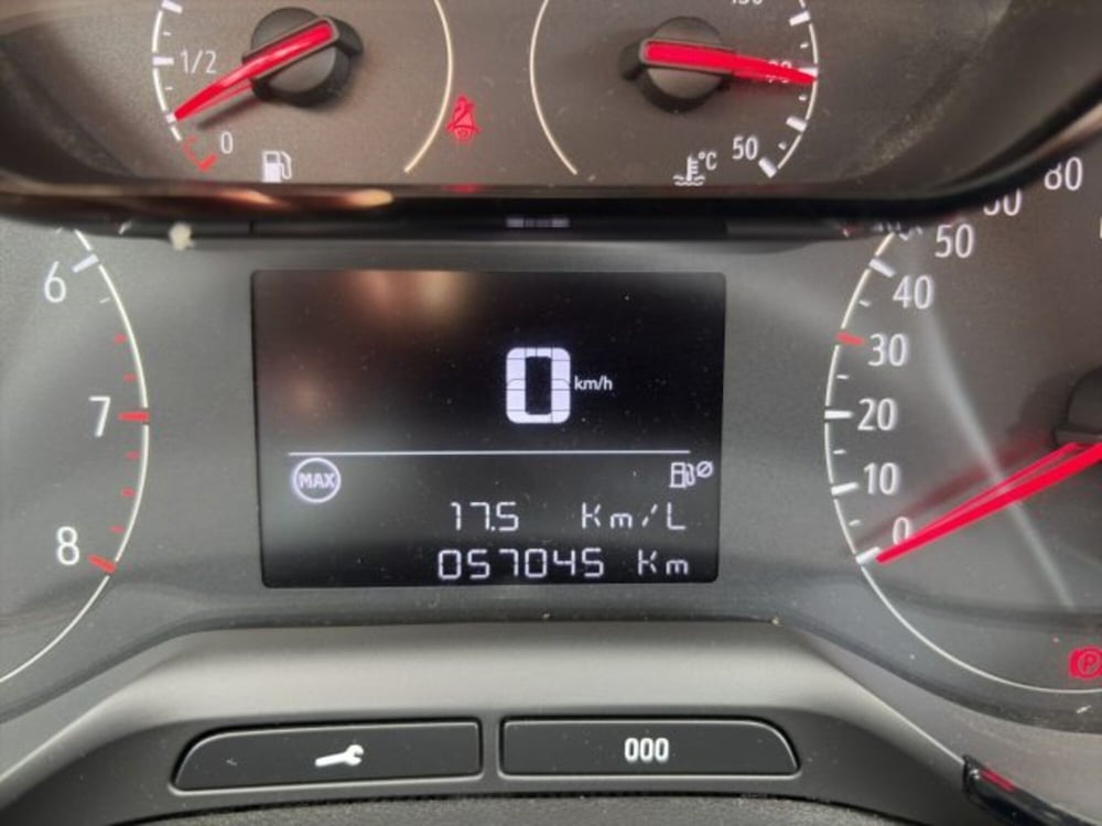 Opel Crossland usata a Perugia (14)