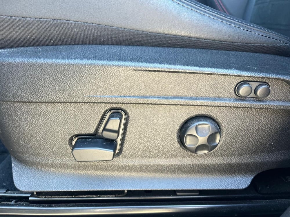 Alfa Romeo Stelvio usata a Milano (12)