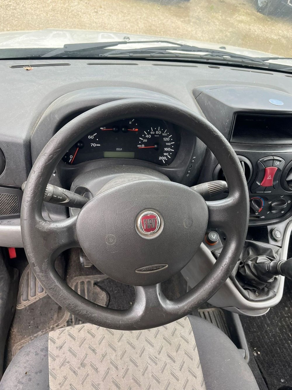 Fiat Doblò usata a Cremona (8)