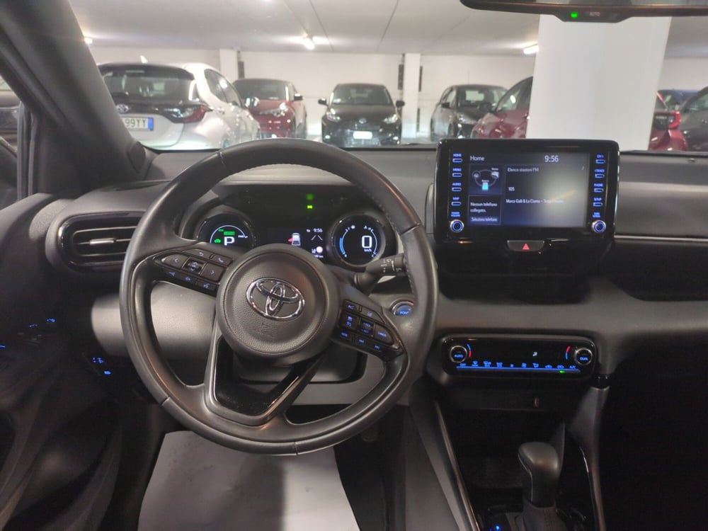 Toyota Yaris usata a Milano (11)