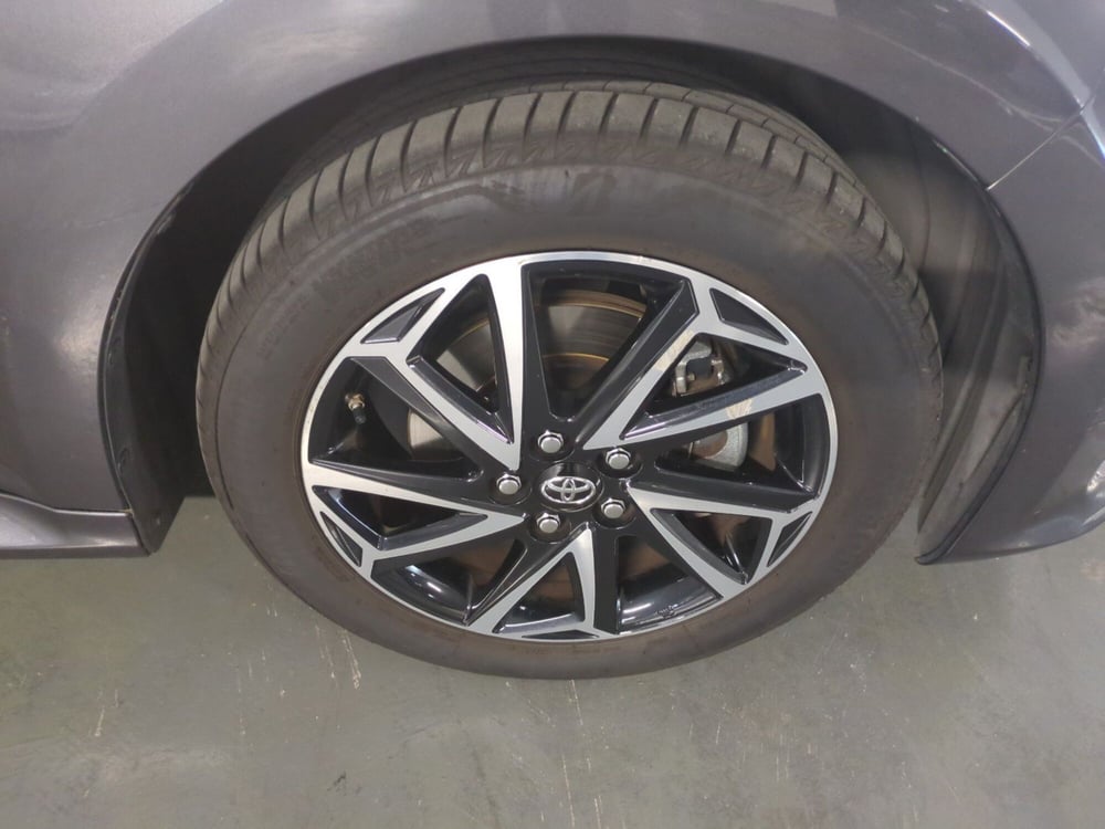 Toyota Yaris usata a Milano (8)