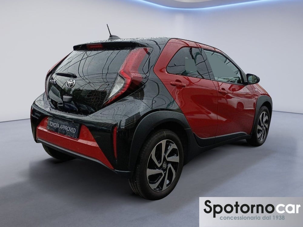 Toyota Aygo X usata a Milano (19)