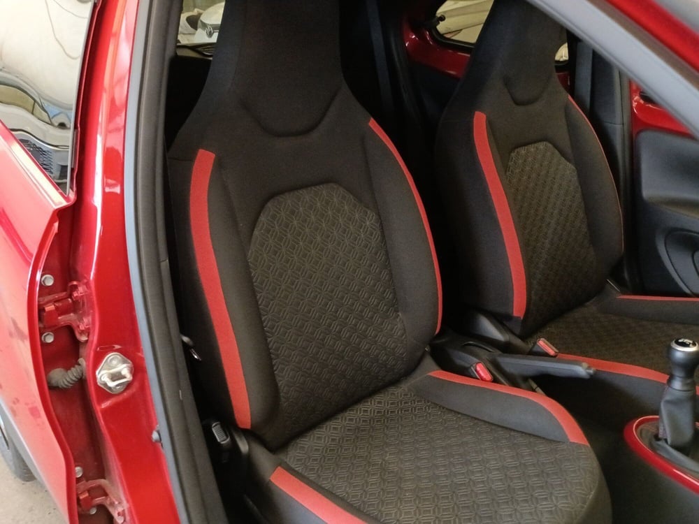 Toyota Aygo X usata a Milano (7)