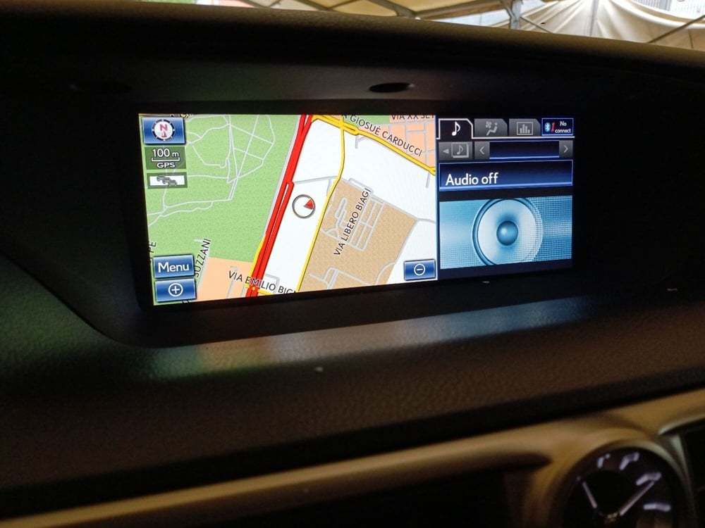 Lexus GS usata a Milano (17)