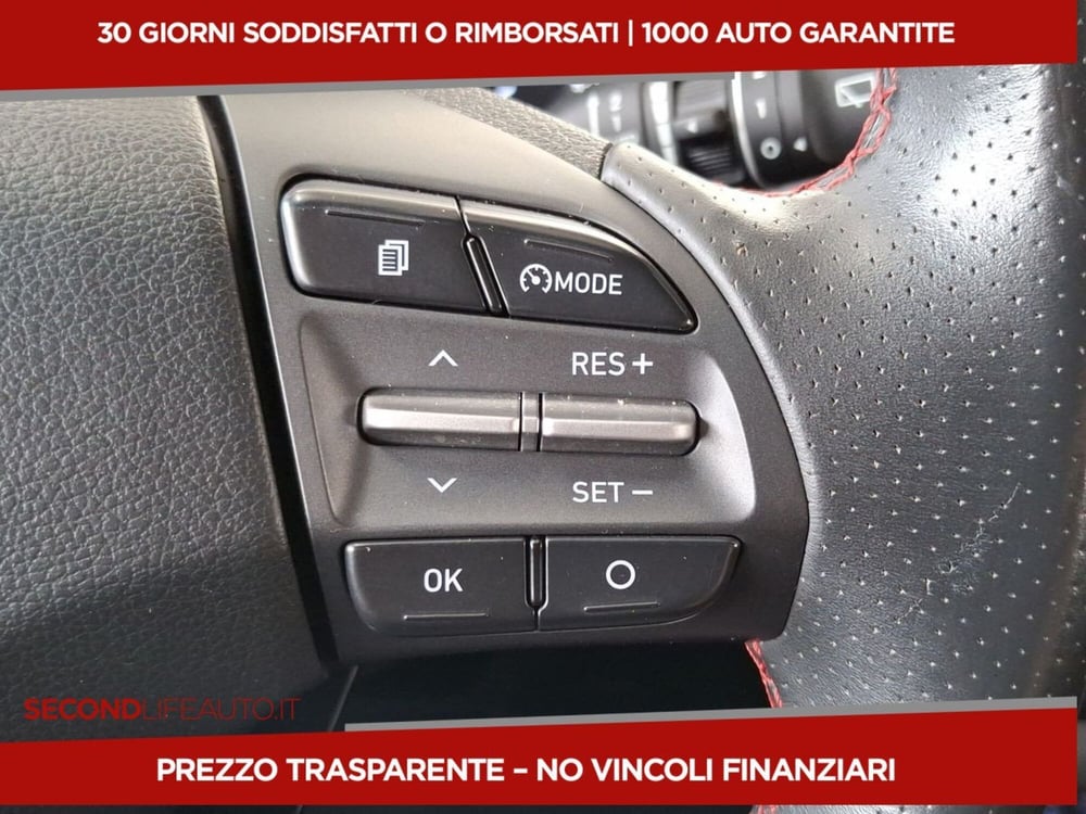 Hyundai Kona usata a Roma (12)