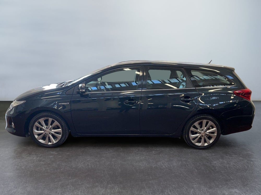 Toyota Auris Station Wagon usata a Bologna (2)
