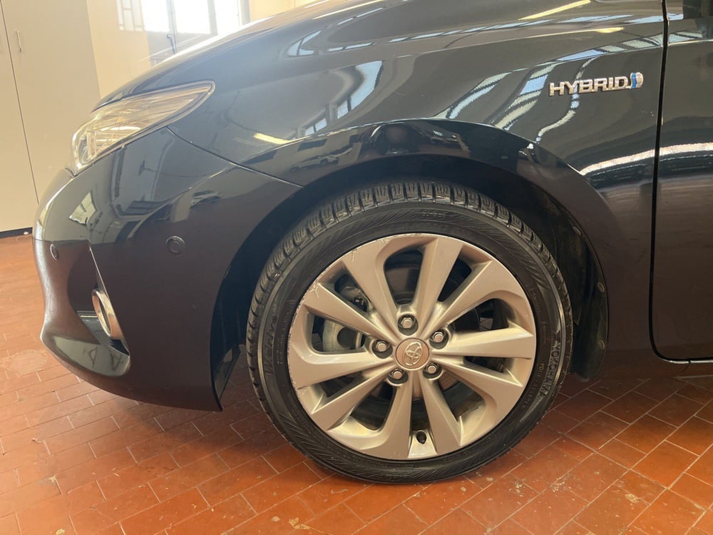 Toyota Auris Station Wagon usata a Bologna (6)