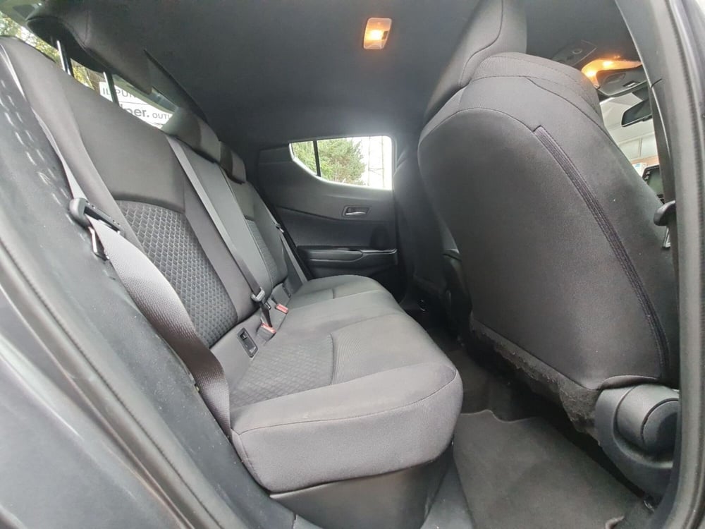 Toyota Toyota C-HR usata a Bologna (13)