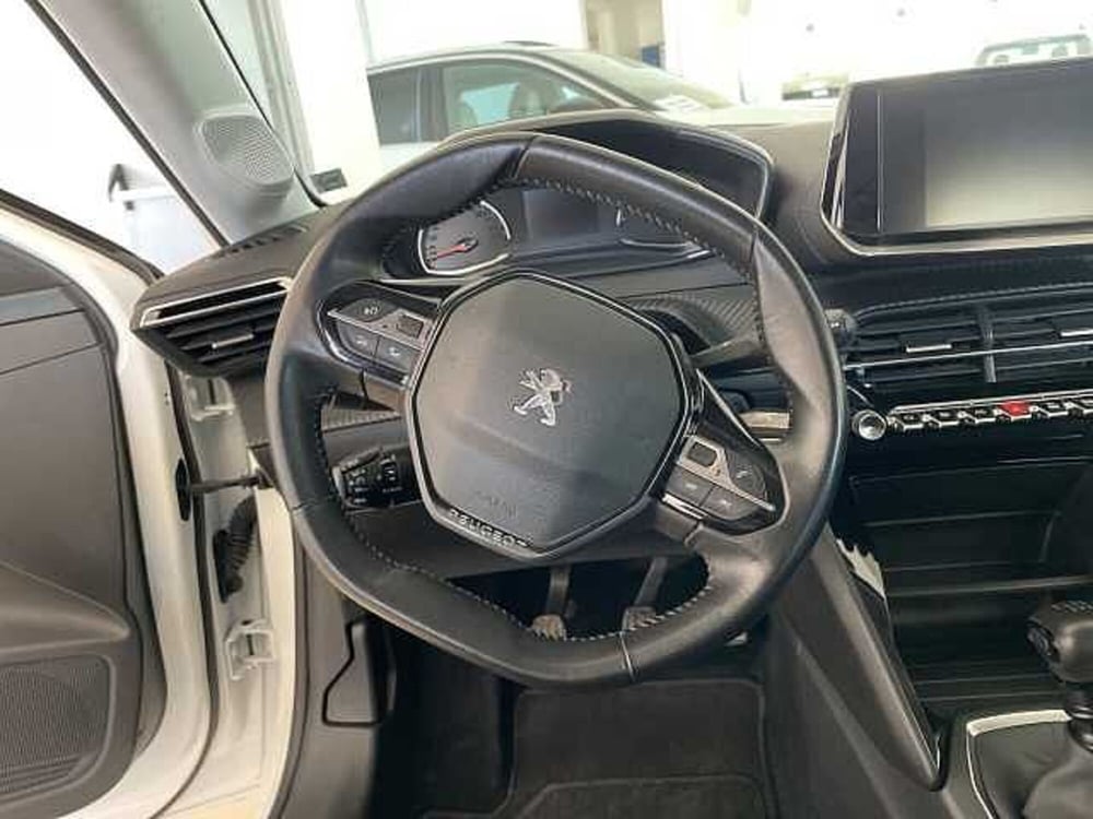 Peugeot 208 usata a Ragusa (20)