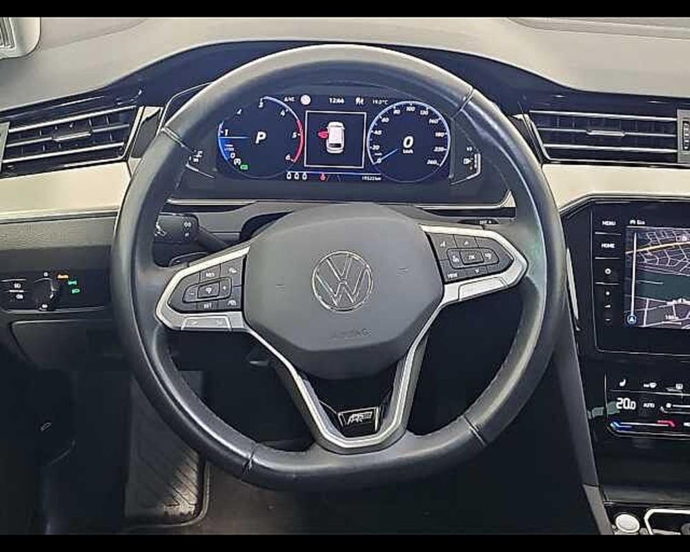 Volkswagen Passat Variant usata a Roma (7)