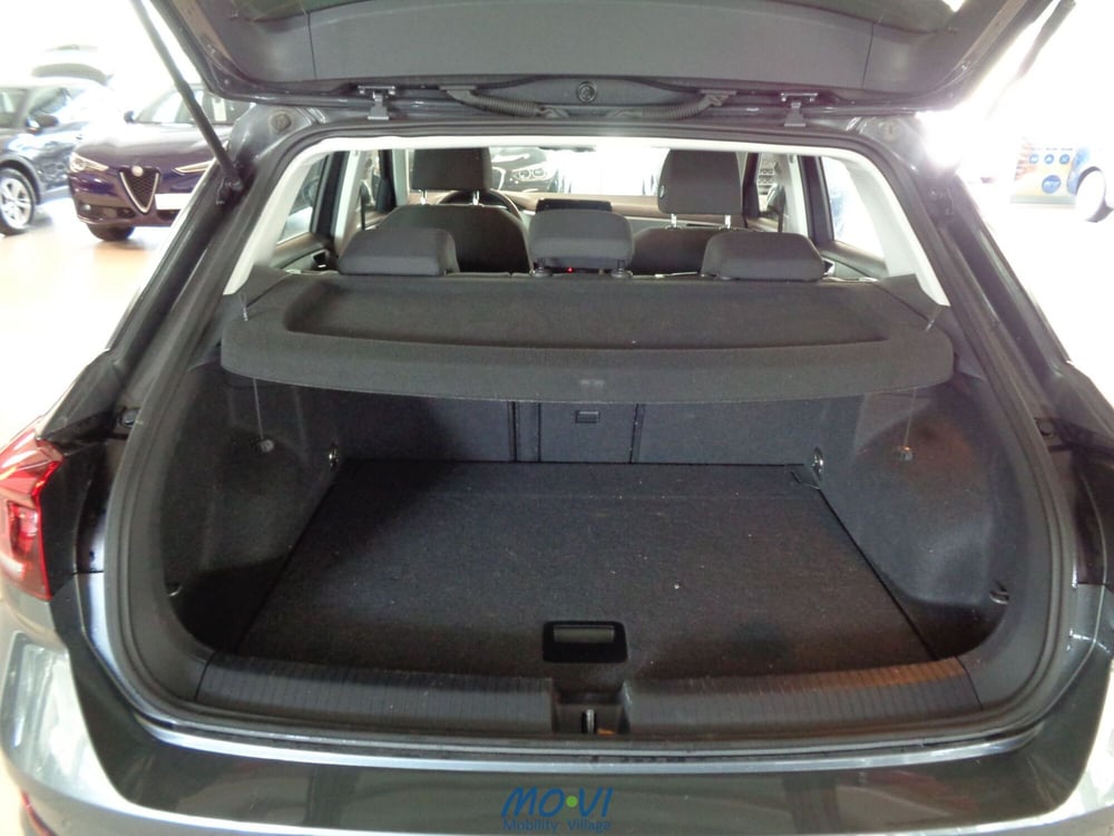 Volkswagen T-Roc usata a Torino (11)