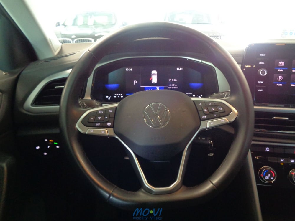Volkswagen T-Roc usata a Torino (16)