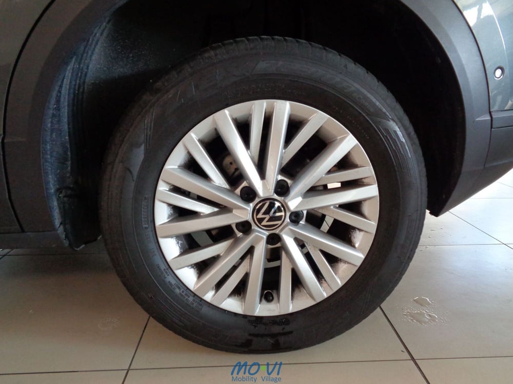 Volkswagen T-Roc usata a Torino (6)
