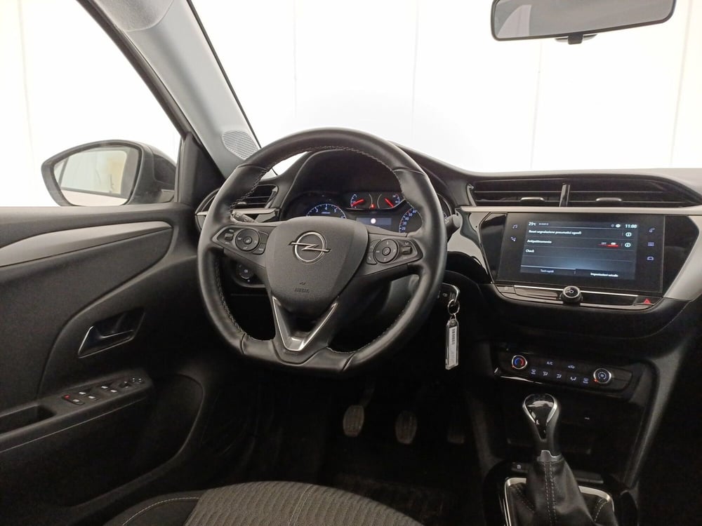 Opel Corsa usata a Bari (9)