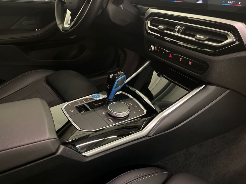 BMW i4 usata a Milano (14)
