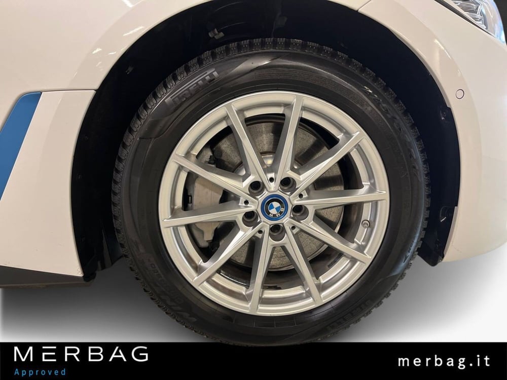 BMW i4 usata a Milano (17)