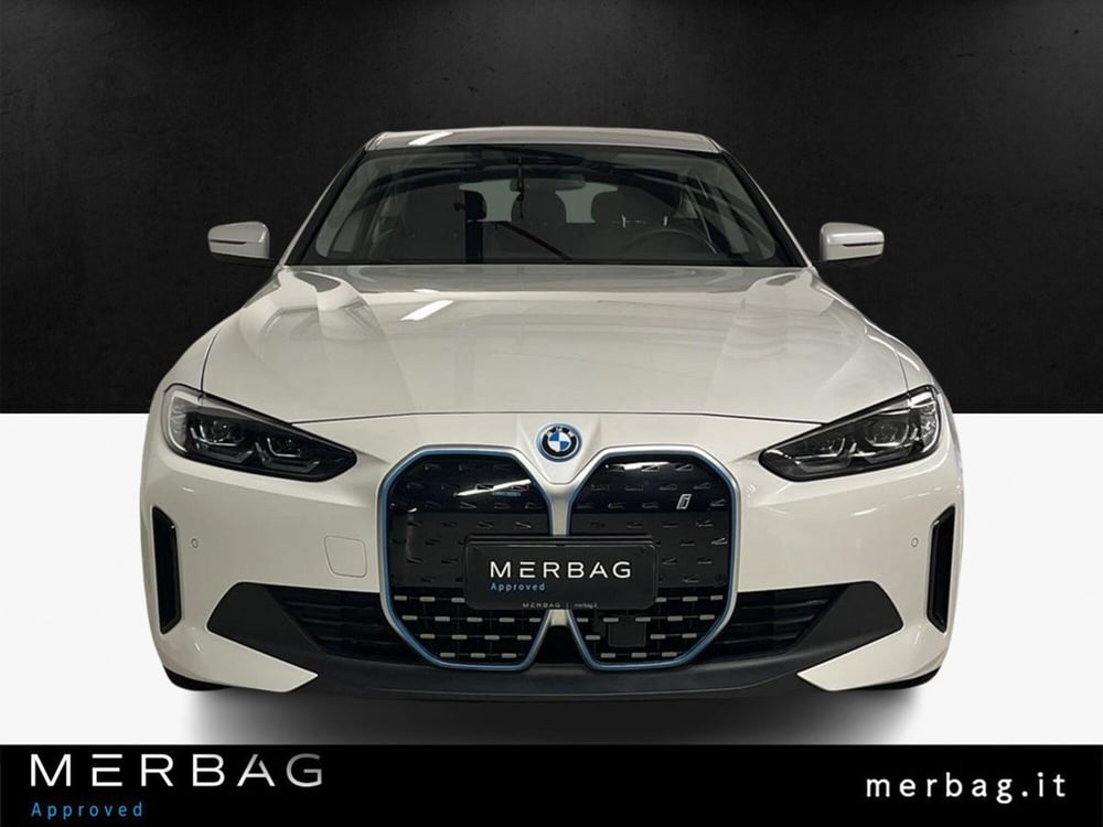 BMW i4 usata a Milano (3)
