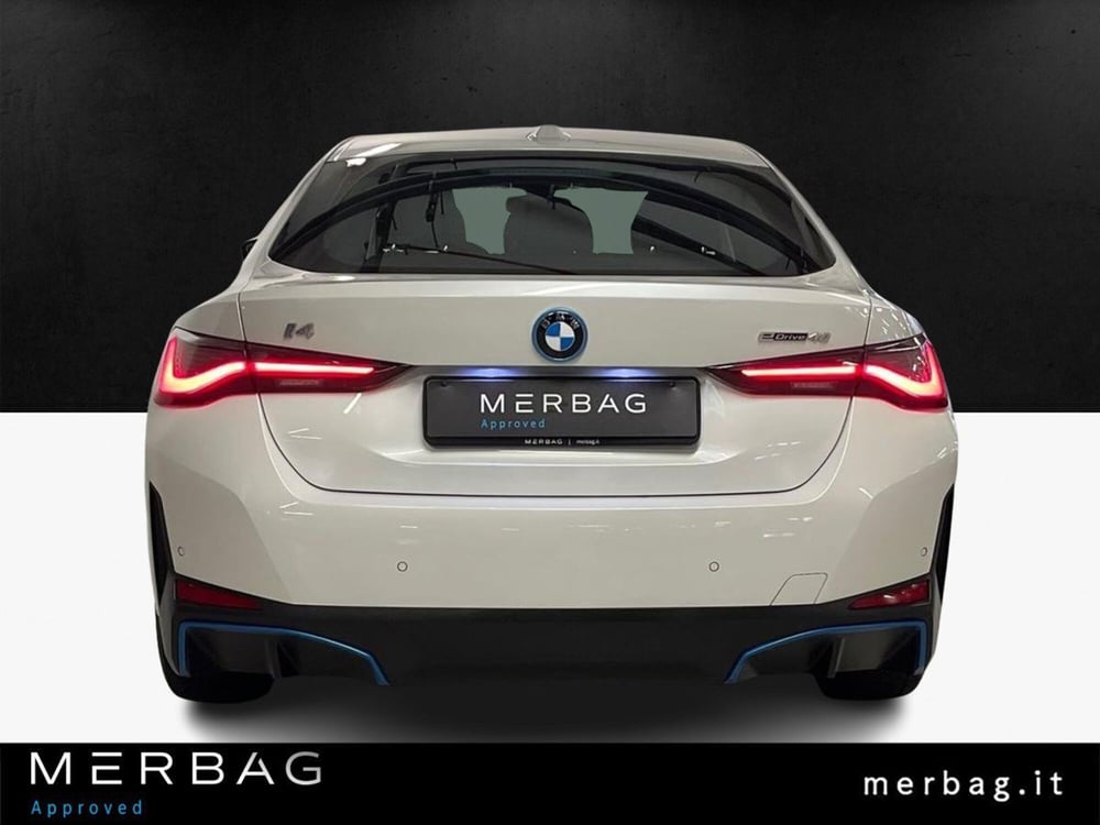 BMW i4 usata a Milano (4)