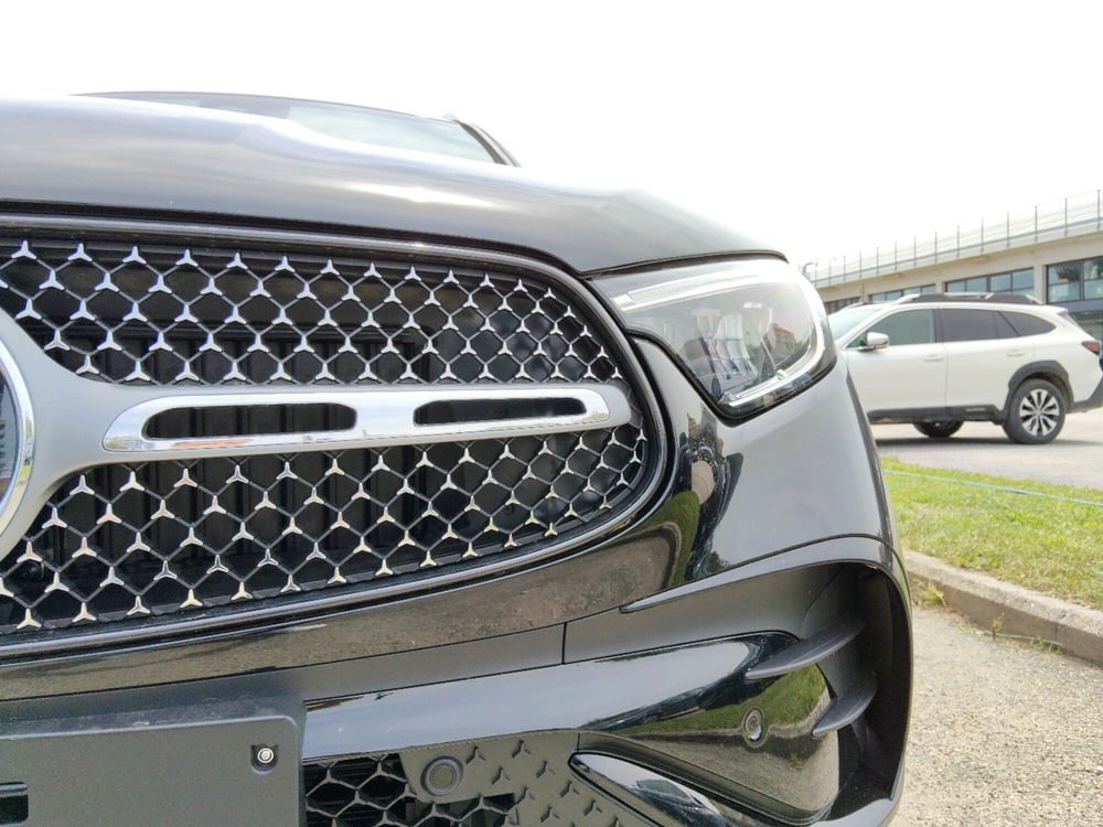 Mercedes-Benz GLC SUV nuova a Pescara (10)