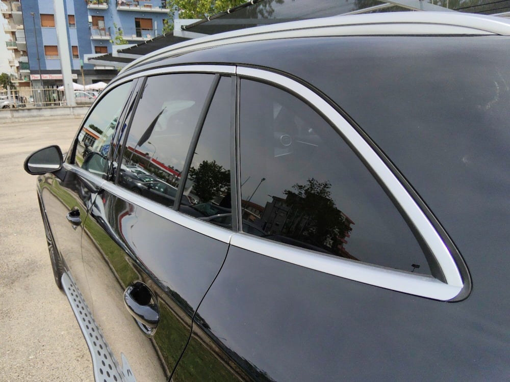 Mercedes-Benz GLC SUV nuova a Pescara (7)