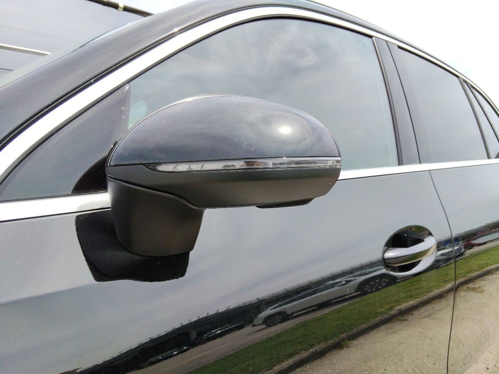 Mercedes-Benz GLC SUV nuova a Pescara (8)