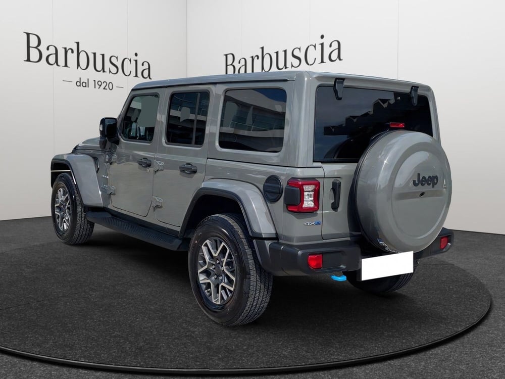 Jeep Wrangler Unlimited usata a Pescara (4)