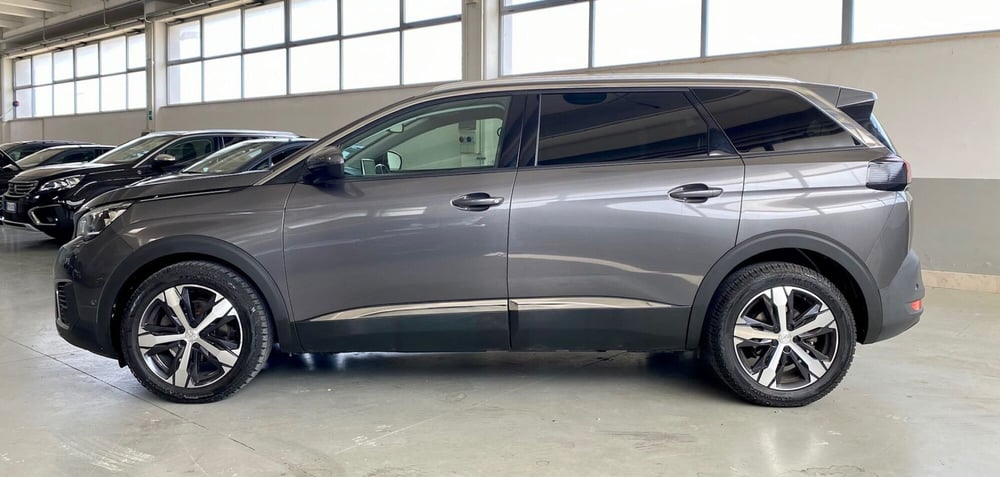 Peugeot 5008 usata a Bari (6)
