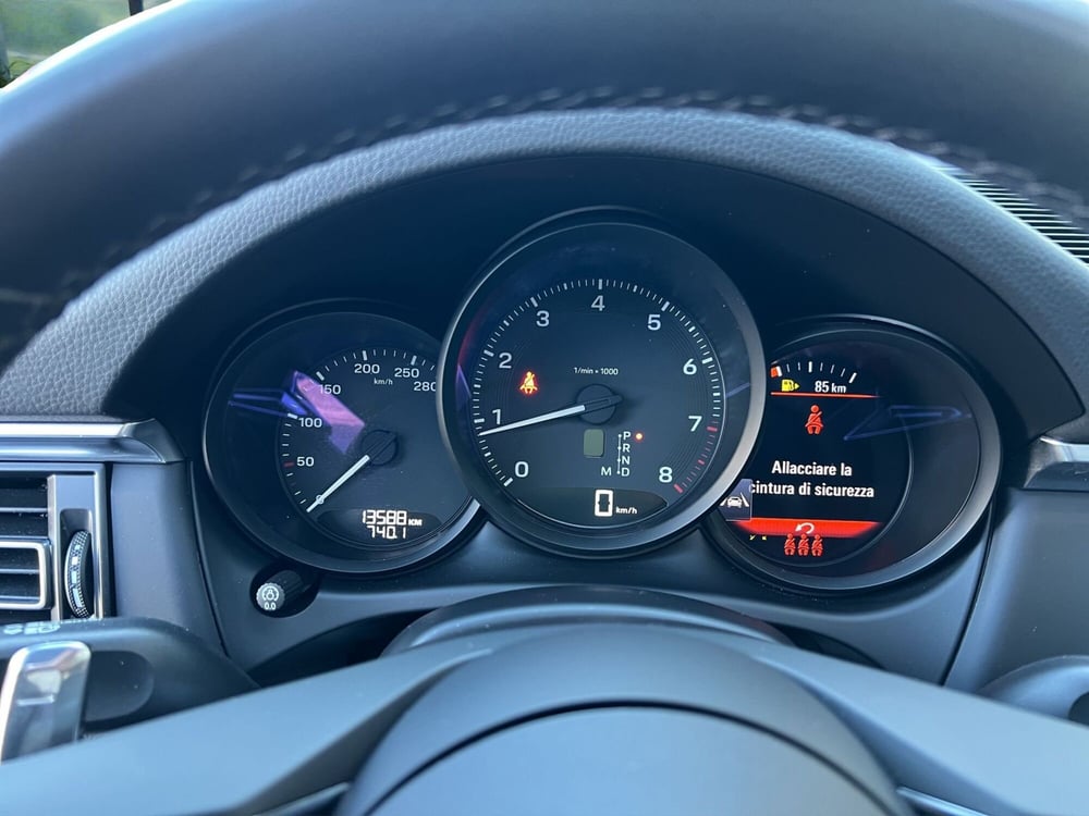 Porsche Macan usata a Cosenza (11)
