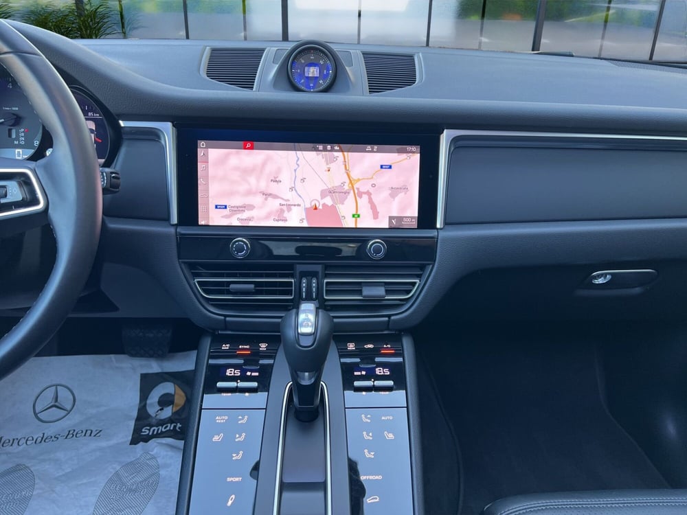 Porsche Macan usata a Cosenza (16)