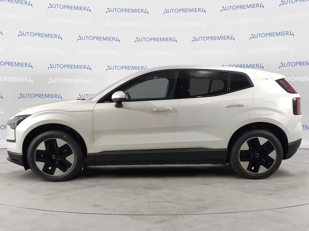 Volvo EX30 nuova a Como (3)
