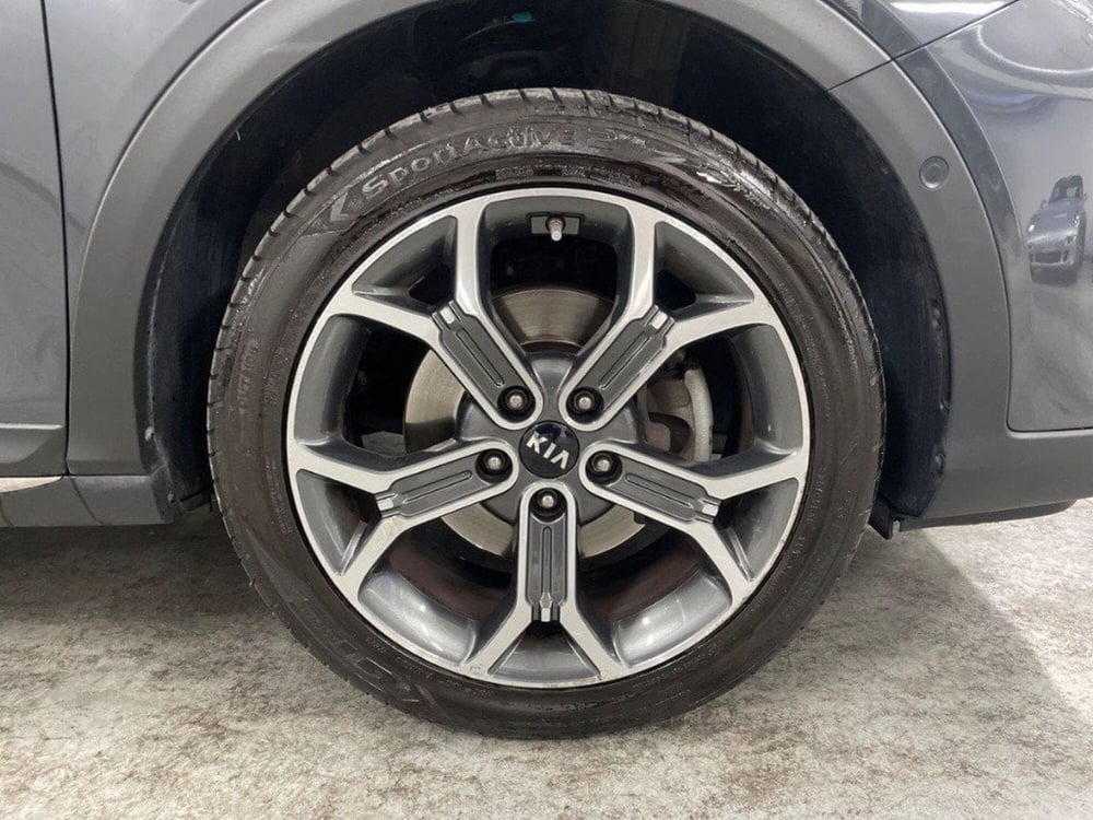 Kia XCeed usata a Macerata (8)