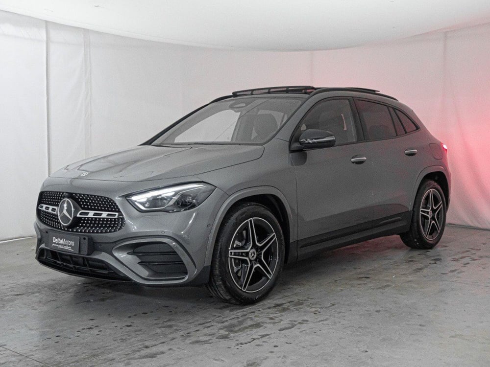 Mercedes-Benz GLA SUV nuova a Macerata
