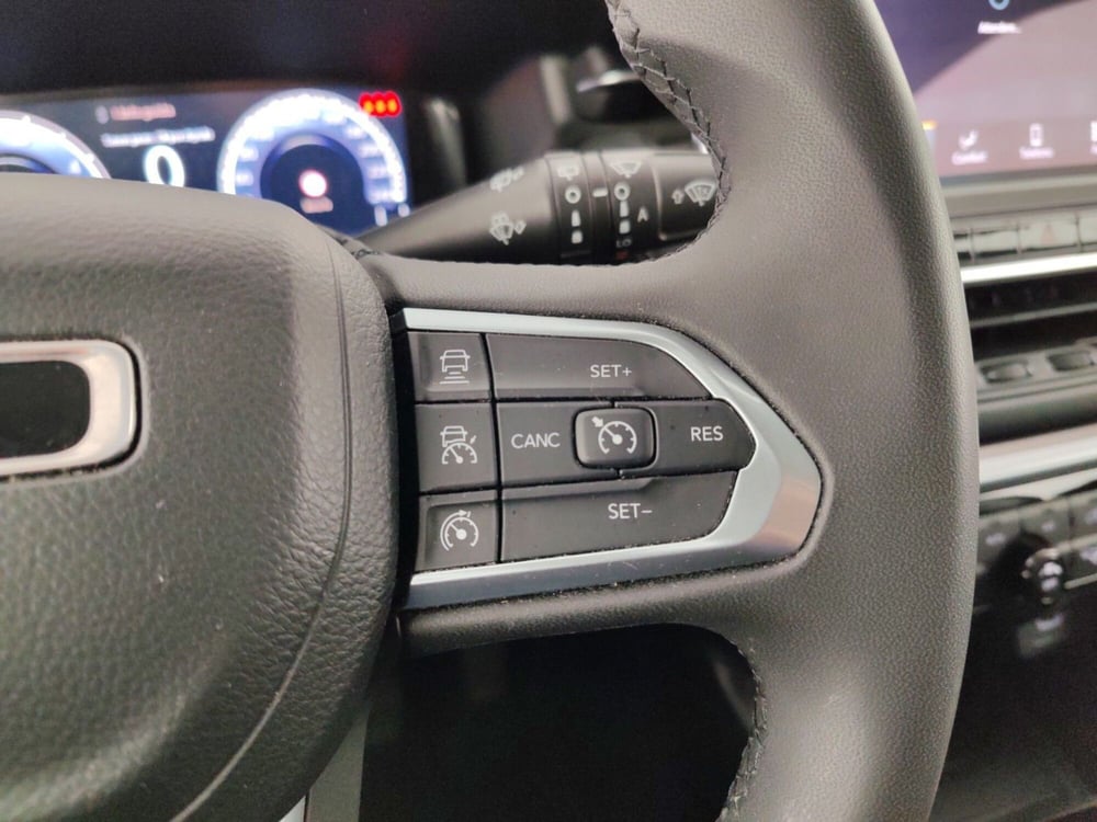 Jeep Compass usata a Massa-Carrara (11)