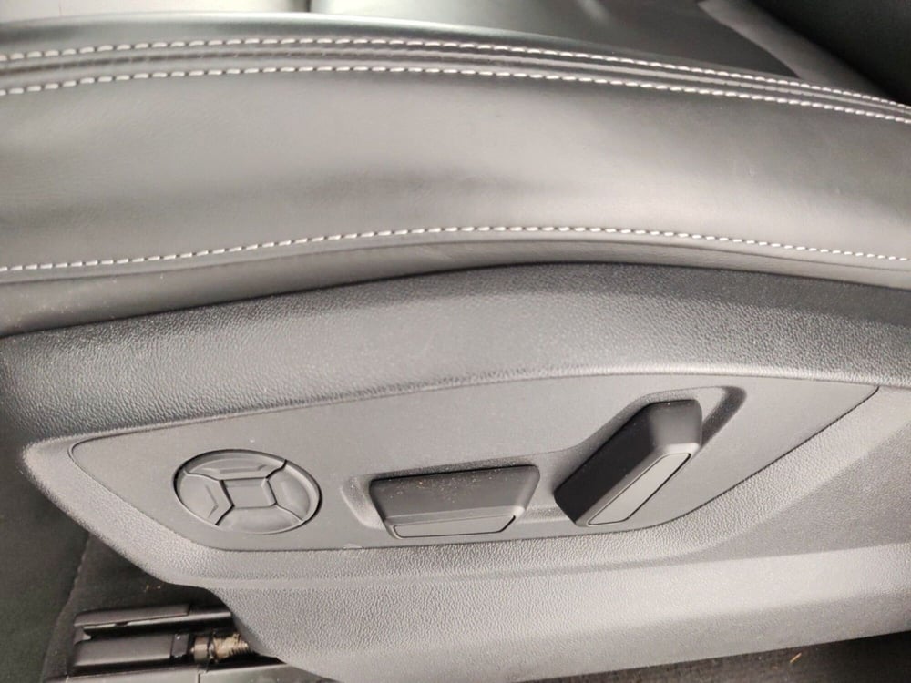 Audi Q7 usata a Massa-Carrara (12)