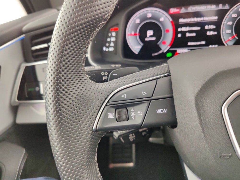 Audi Q7 usata a Massa-Carrara (17)