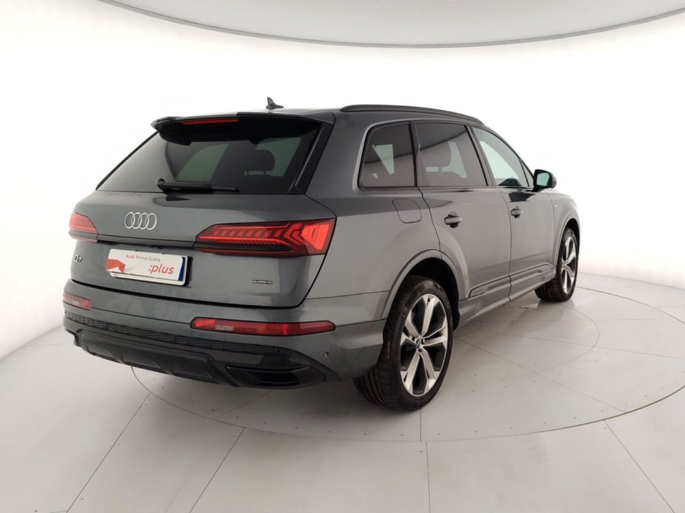 Audi Q7 usata a Massa-Carrara (4)