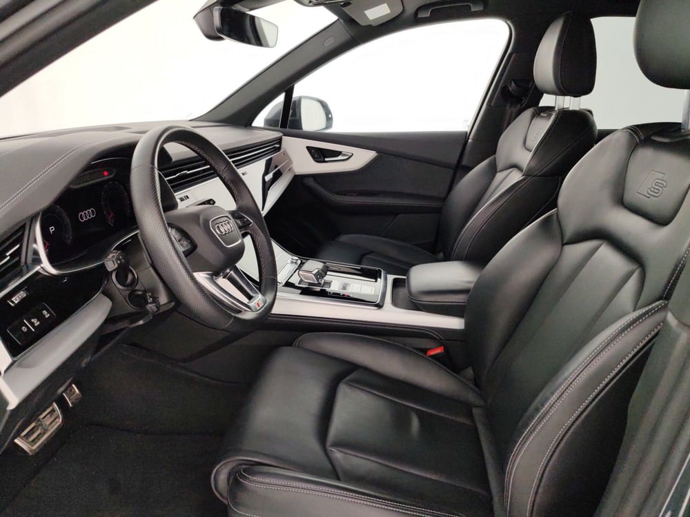 Audi Q7 usata a Massa-Carrara (8)