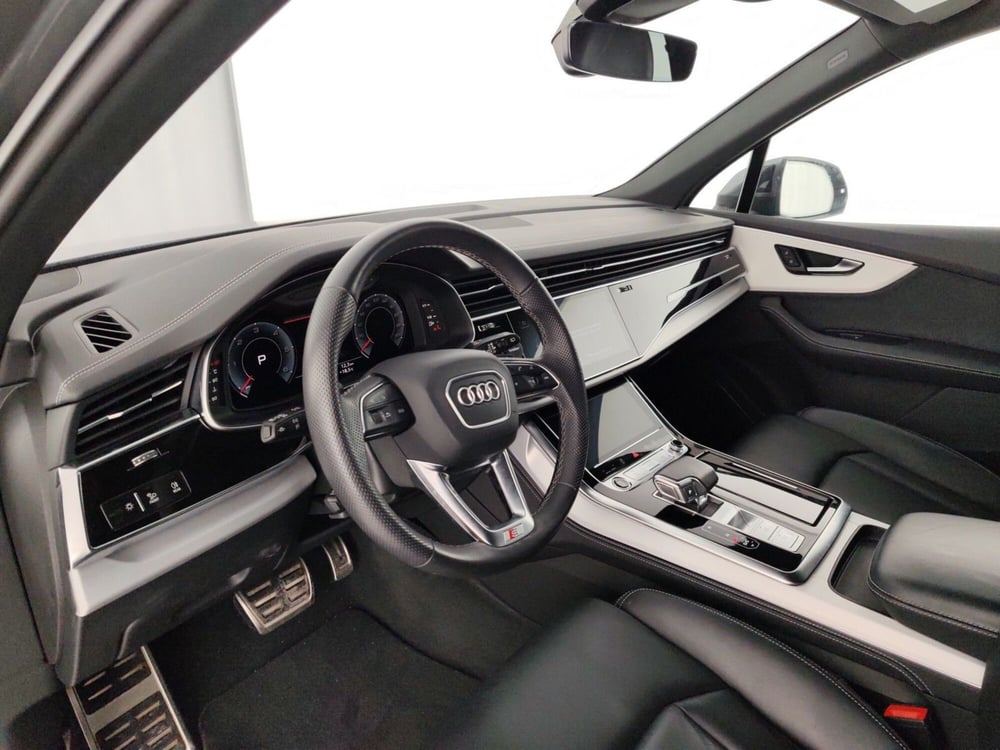Audi Q7 usata a Massa-Carrara (9)