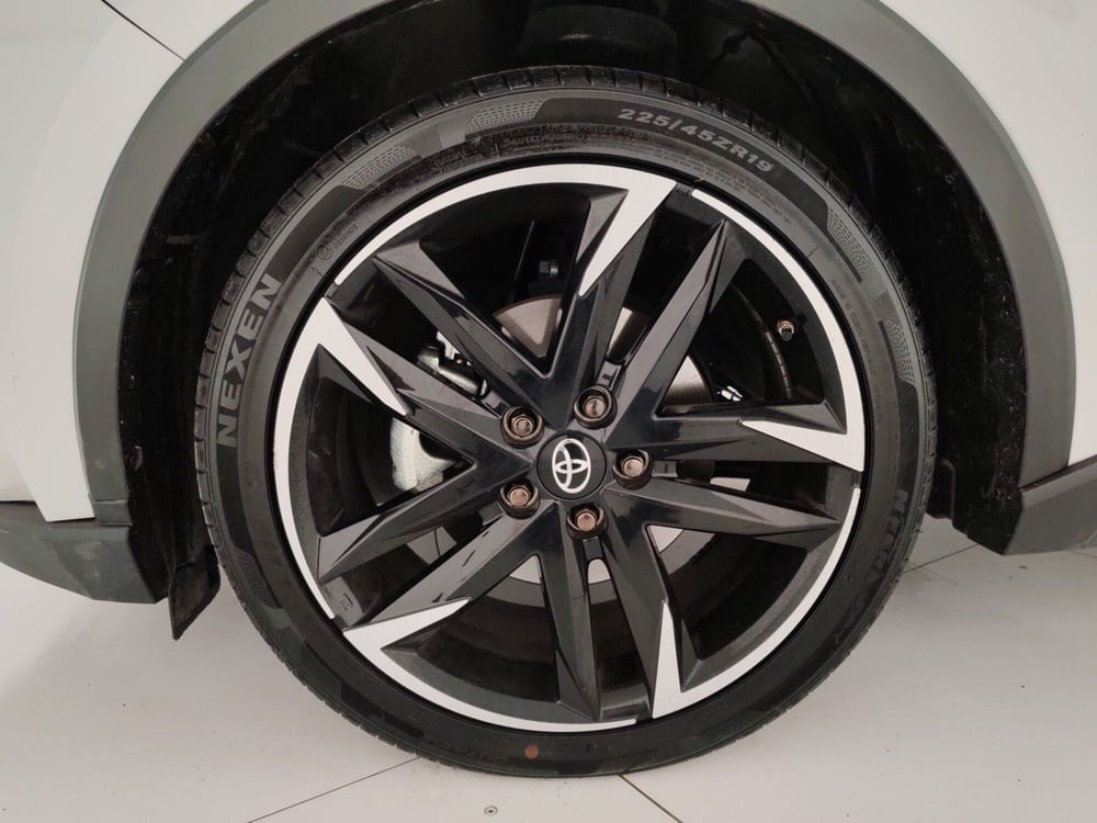 Toyota Toyota C-HR usata a Massa-Carrara (6)