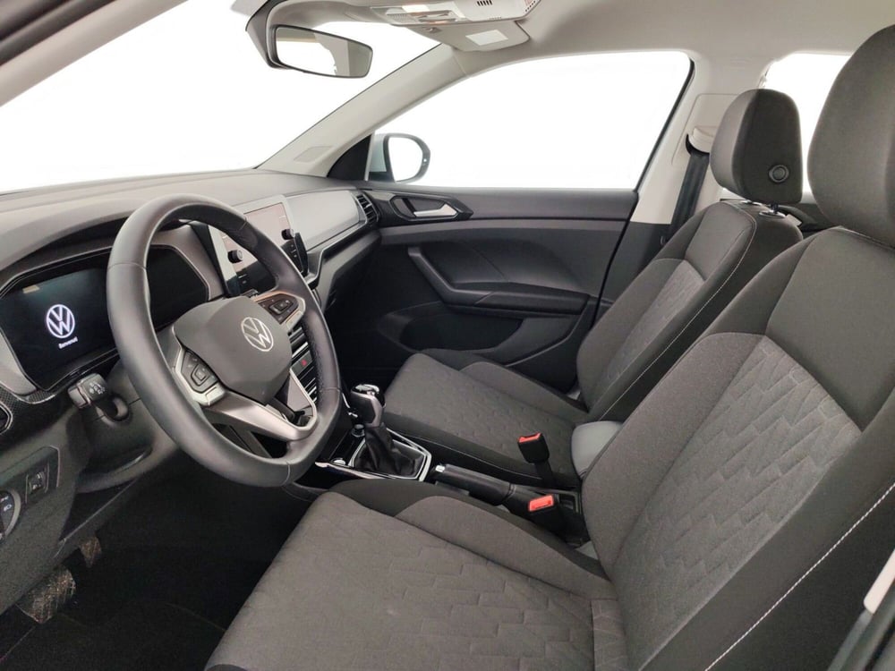 Volkswagen T-Cross usata a Massa-Carrara (7)