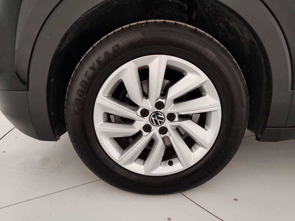 Volkswagen T-Cross usata a Massa-Carrara (6)