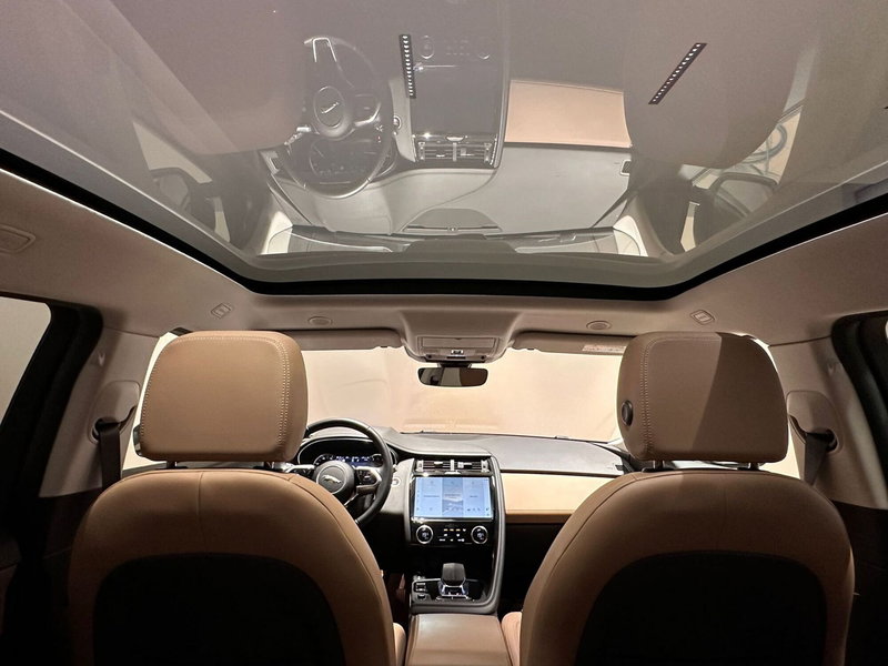 Jaguar E-Pace usata a Varese (11)