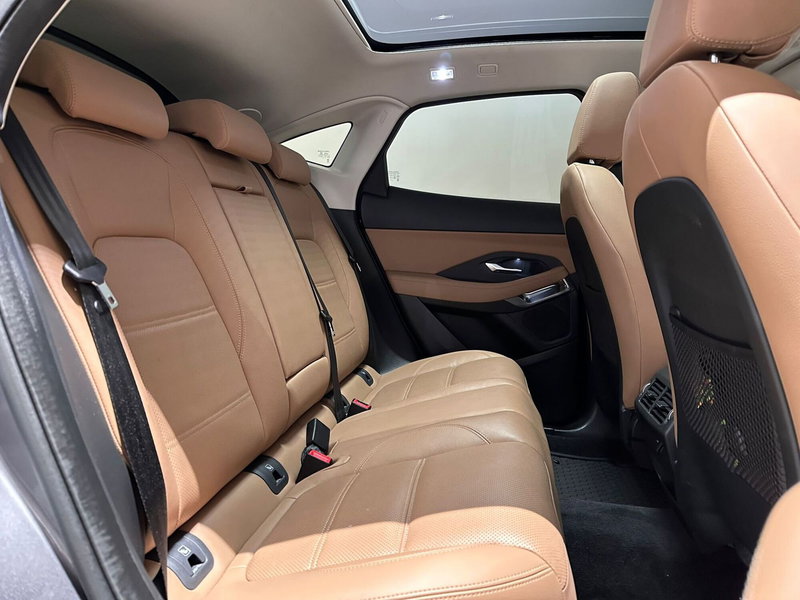 Jaguar E-Pace usata a Varese (5)