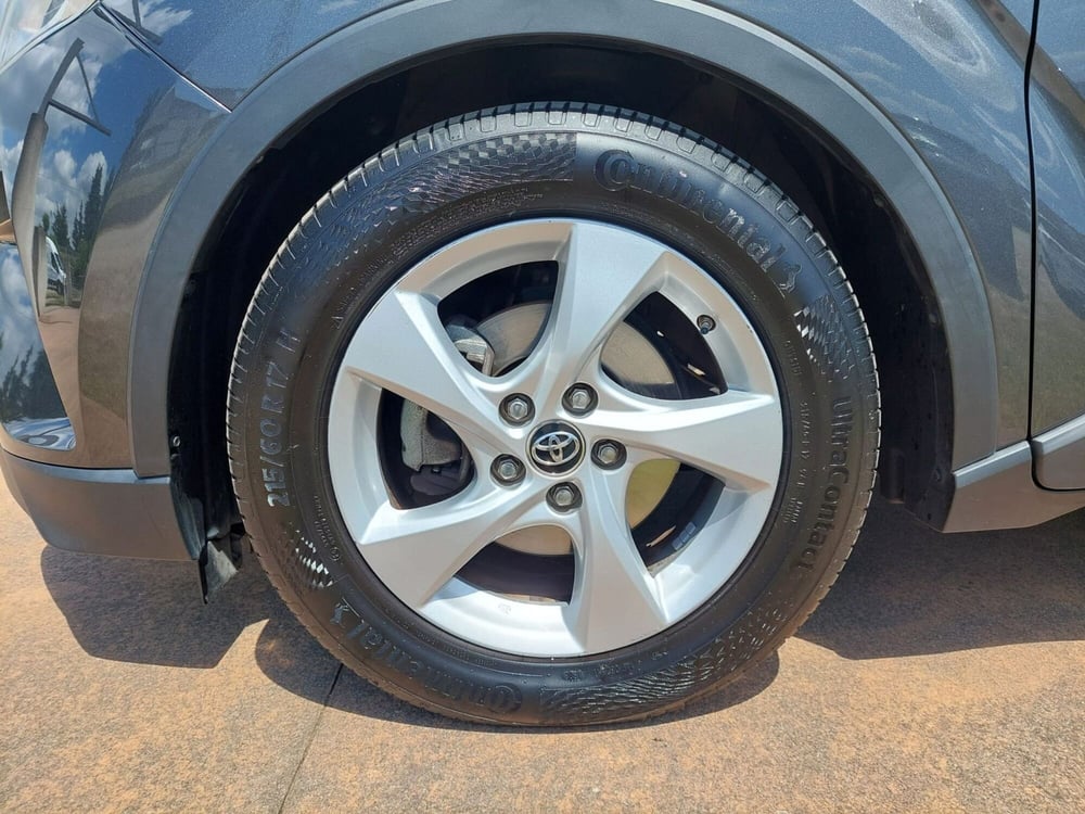 Toyota Toyota C-HR usata a Treviso (6)