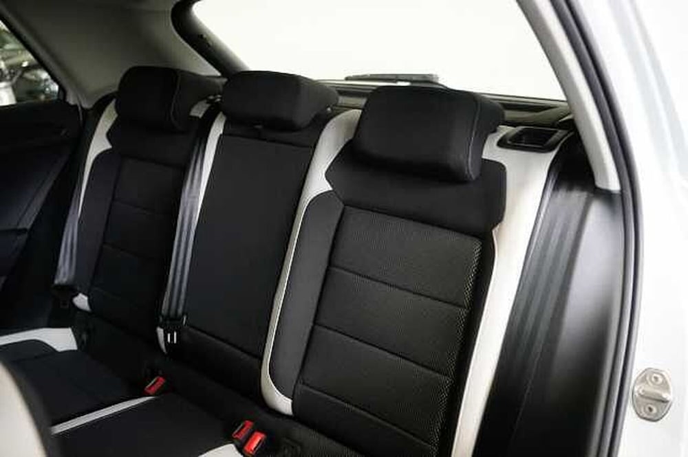 Volkswagen T-Roc usata a Rovigo (10)