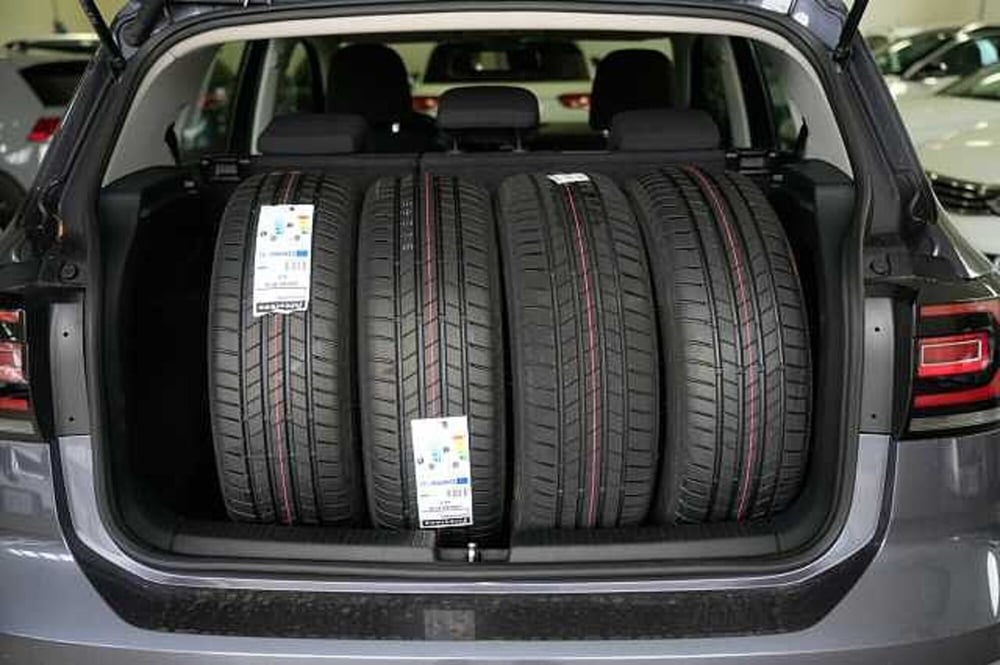 Volkswagen T-Cross usata a Rovigo (12)